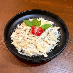 پاستا و استیک